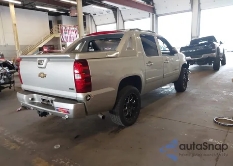 2011 Chevrolet Avalanche Ltz z USA, uszkodzony, nr VIN 3GNTKGE30BG272699